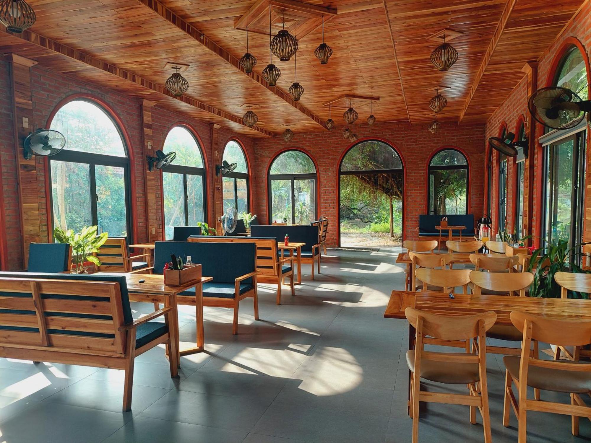 Ninh Binh Mountain Side Homestay & Cafe Bagian luar foto